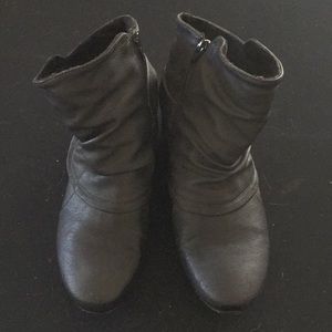 Bare Traps Shoe Boots